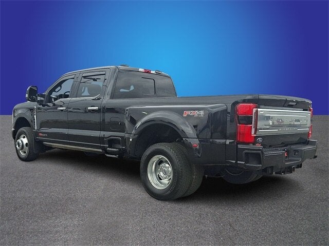 2023 Ford F-350SD Platinum