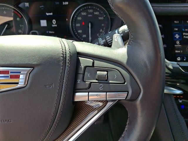 2023 Cadillac XT6 Sport