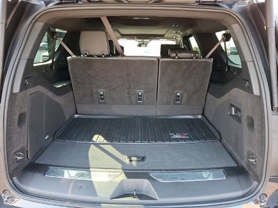 2025 Cadillac Escalade ESV Premium
