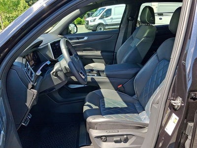 2024 Volkswagen Atlas Cross Sport 2.0T SEL Premium R-Line