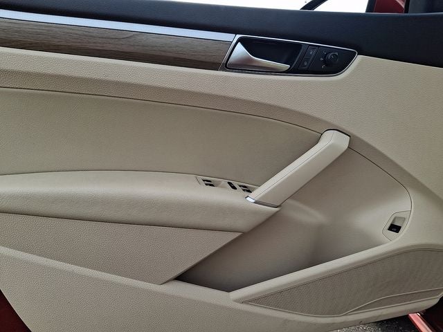 2018 Volkswagen Passat 2.0T SE