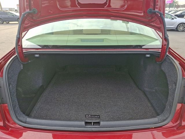 2018 Volkswagen Passat 2.0T SE