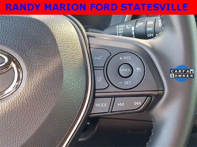 2022 Toyota Corolla Hatchback SE Nightshade Edition