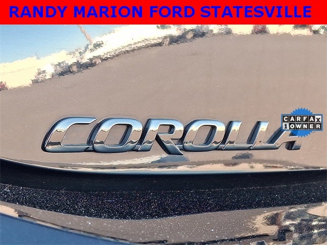 2022 Toyota Corolla Hatchback SE Nightshade Edition