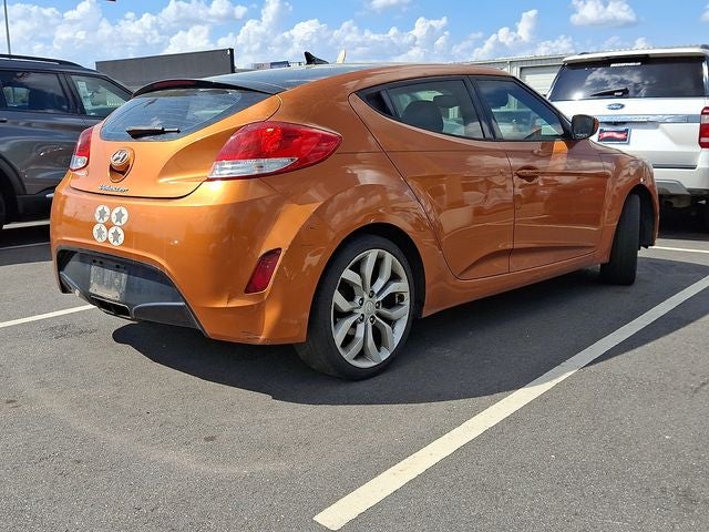 2012 Hyundai Veloster Base w/Black