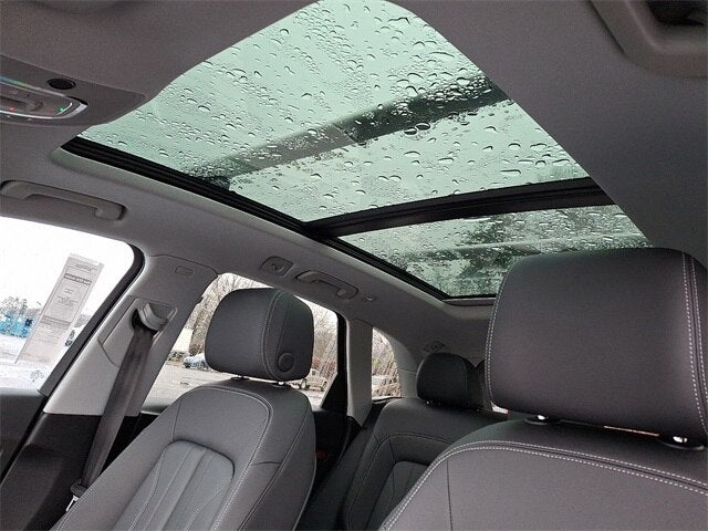 2023 Audi Q5 45 S line Premium quattro