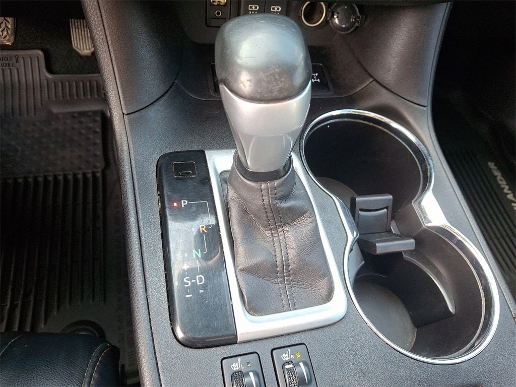2017 Toyota Highlander SE