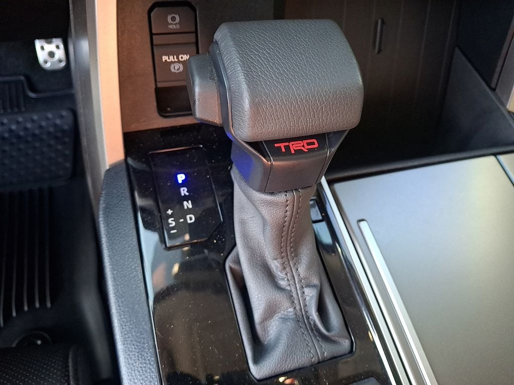 2024 Toyota Sequoia SR5