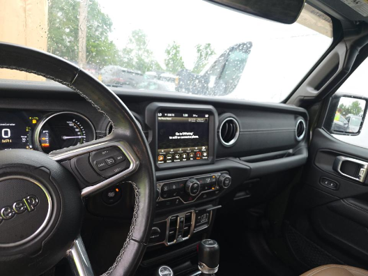 2023 Jeep Wrangler Sahara 4x4