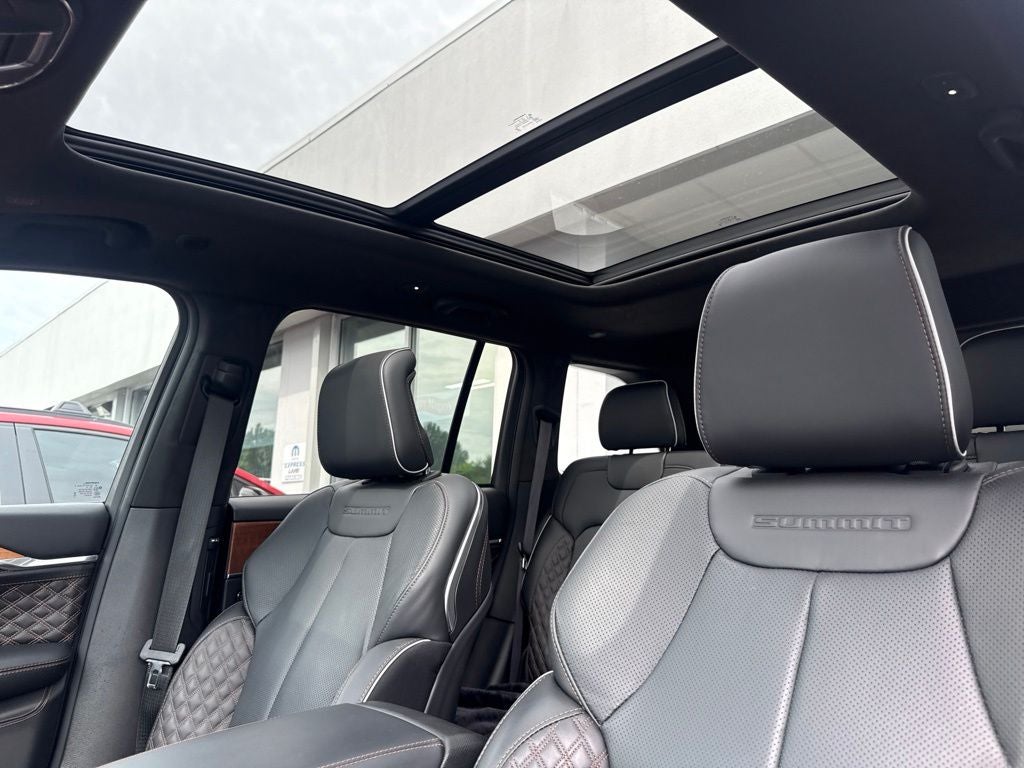 2025 Jeep Grand Cherokee Summit Reserve 4x4