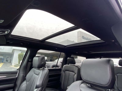 2022 Jeep Wagoneer Series III 4x4