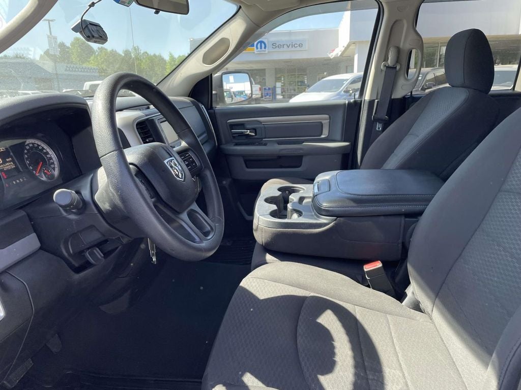 2019 RAM 1500 Classic Warlock Quad Cab 4x4 6'4' Box