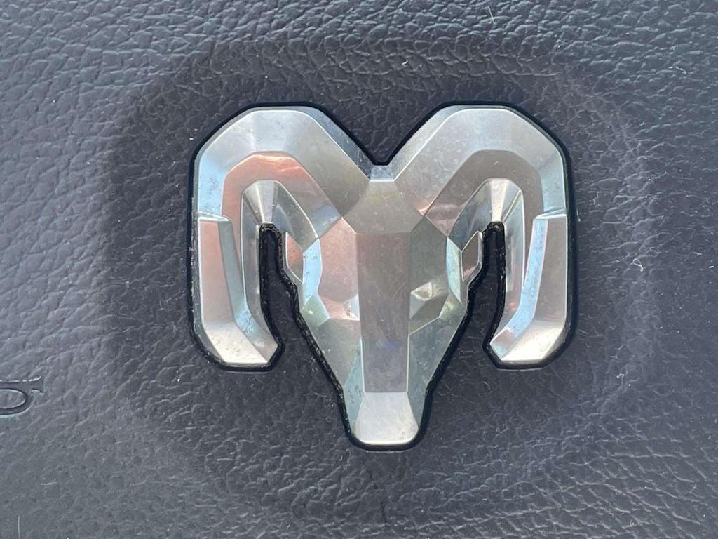 2021 RAM 1500 Laramie Crew Cab 4x4 5'7' Box