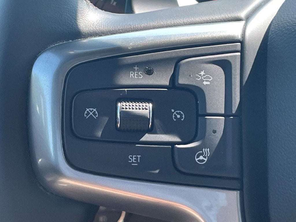 2023 Chevrolet Silverado 1500 4WD Crew Cab Short Bed LTZ
