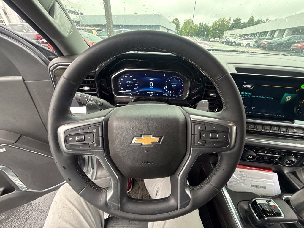 2023 Chevrolet Silverado 1500 4WD Crew Cab Short Bed LTZ