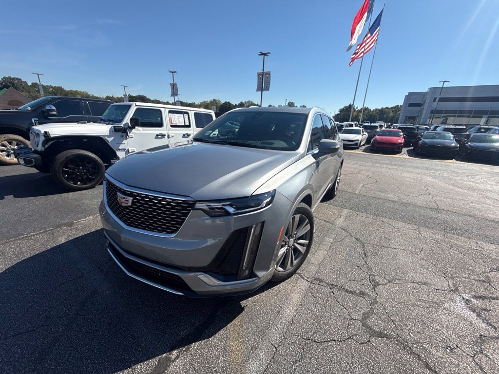 2025 Cadillac XT6 FWD Premium Luxury