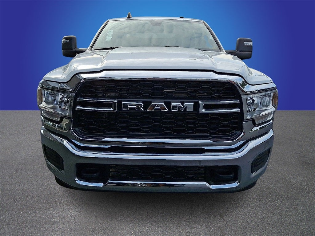 2024 RAM 2500 Tradesman Crew Cab 4x4 8' Box