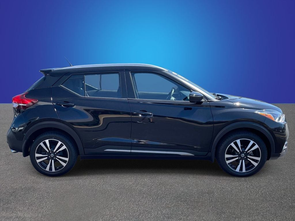 2019 Nissan Kicks SR