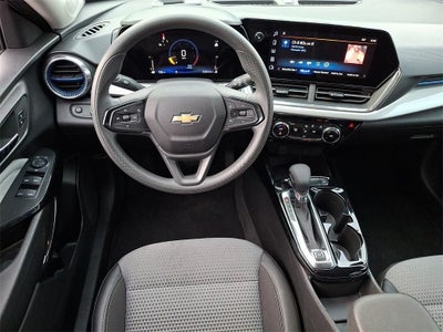 2025 Chevrolet Trax FWD LT
