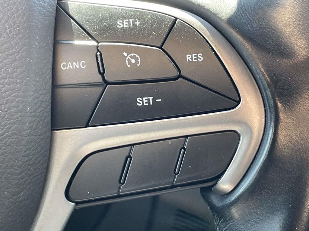 2020 Jeep Grand Cherokee Laredo E