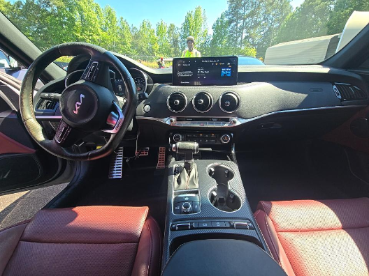 2023 Kia Stinger GT-Line