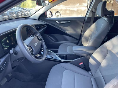 2025 Kia Niro LX