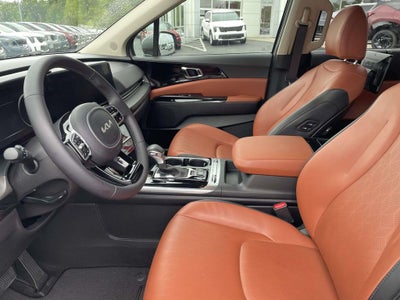 2023 Kia Carnival SX