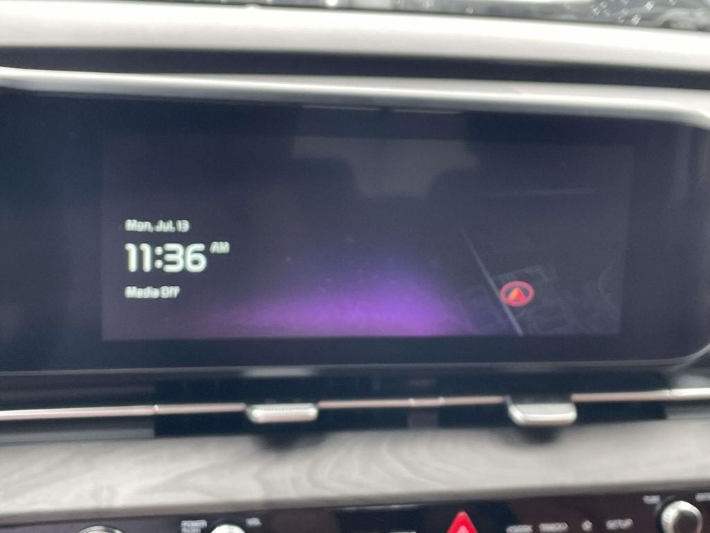 2023 Kia Carnival SX