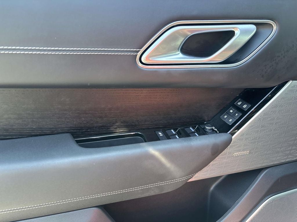2022 Land Rover Range Rover Velar P250 R-Dynamic S