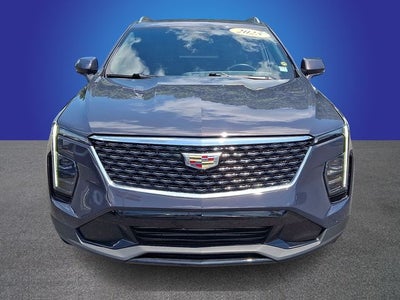 2025 Cadillac XT4 Premium Luxury