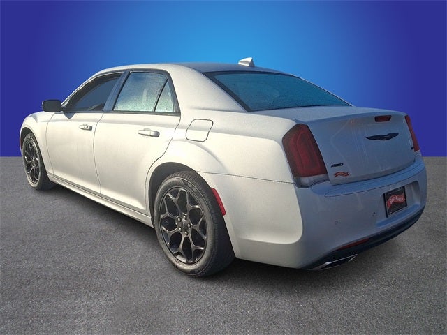 2023 Chrysler 300 Touring