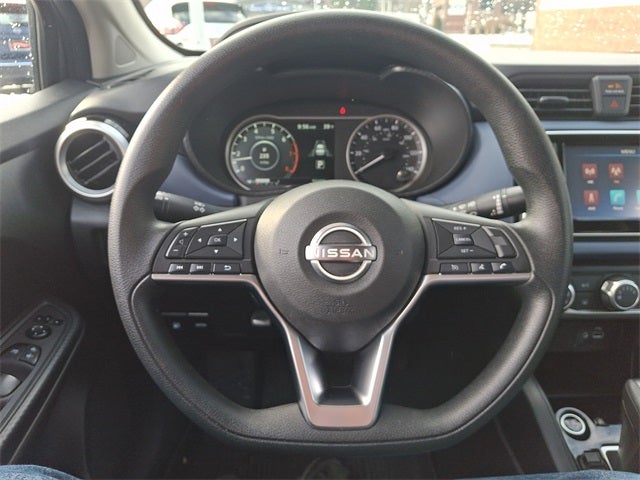2023 Nissan Versa 1.6 SV