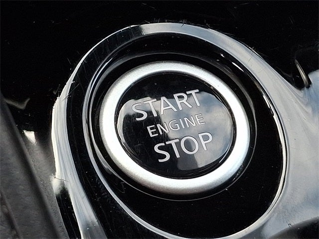 2023 Nissan Versa 1.6 SV