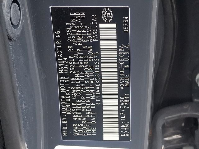 2025 Toyota Camry SE