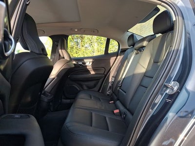 2024 Volvo S60 B5 Plus Dark Theme