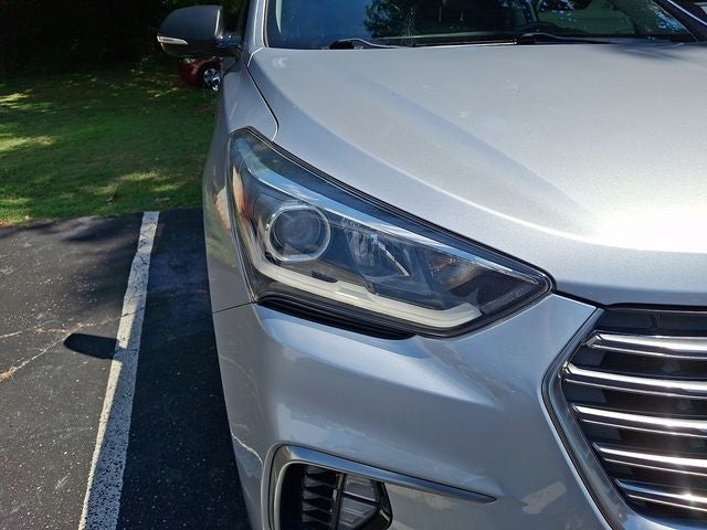 2018 Hyundai Santa Fe SE