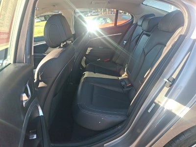 2025 Genesis G70 2.5T