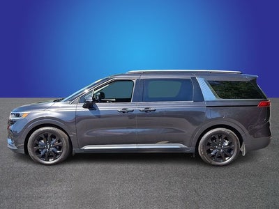 2023 Kia Carnival SX