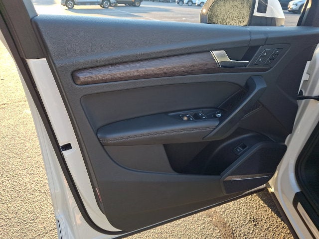 2024 Audi Q5 45 S line Premium quattro