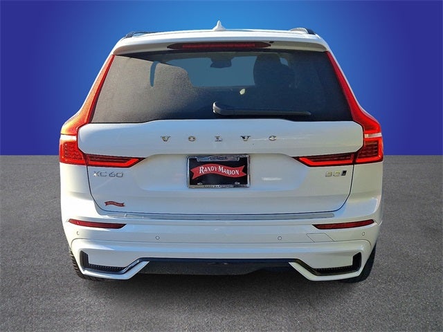 2025 Volvo XC60 B5 Core