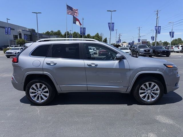 2017 Jeep Cherokee Overland