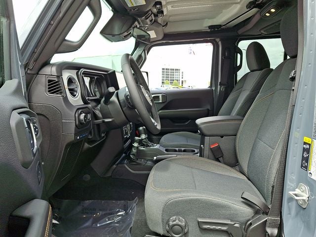 2025 Jeep Wrangler Sahara 4xe