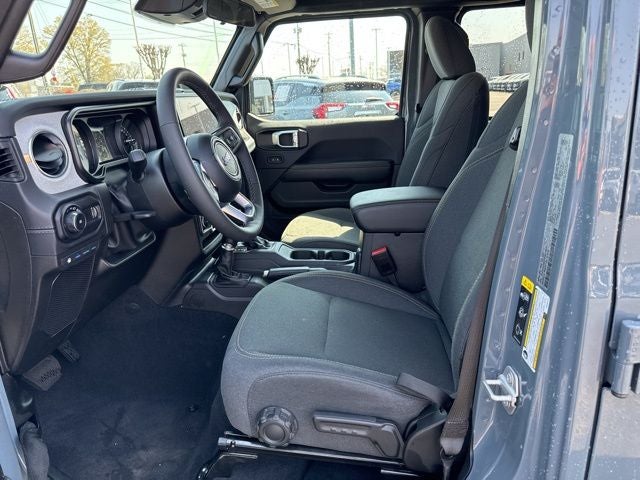 2025 Jeep Wrangler Sahara 4xe