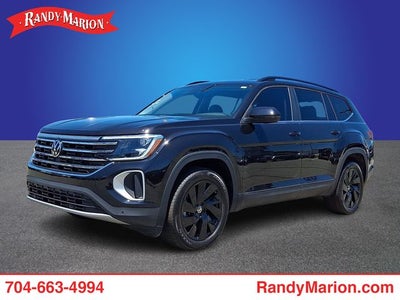2025 Volkswagen Atlas 2.0T SE w/Technology