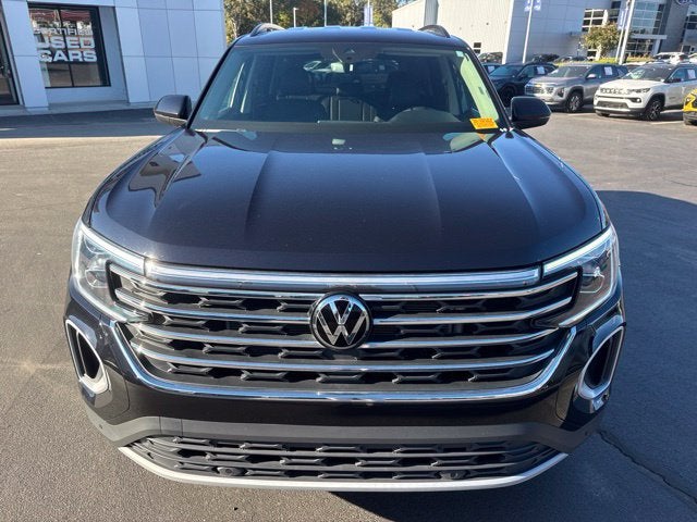 2025 Volkswagen Atlas 2.0T SE w/Technology