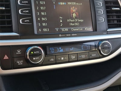 2017 Toyota Highlander LE Plus