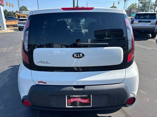 2016 Kia Soul Base