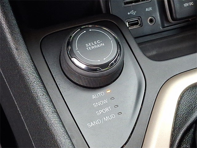 2016 Jeep Cherokee Sport