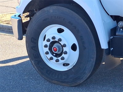 2023 Ford F-650SD Base