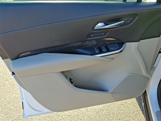 2021 Cadillac XT4 Premium Luxury